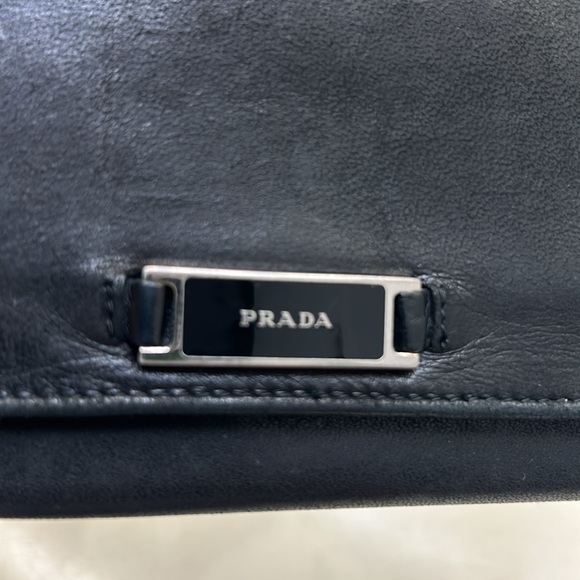 Prada long wallet - Picture 2 of 8
